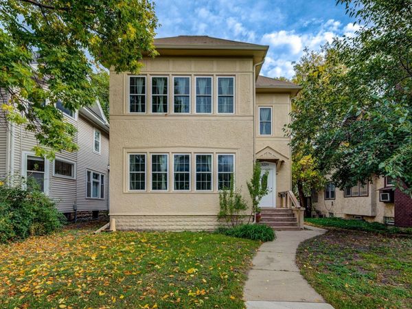 3229 Hennepin Avenue S, Minneapolis, MN 55408