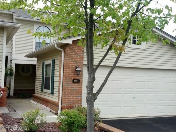 5605 DRAKE HOLLOW Drive W, Unit 41, West Bloomfield Township, Mi 48322