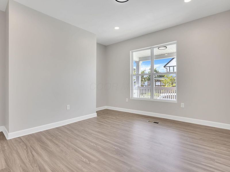 632 E 2nd Avenue, Columbus, OH 43201 Photo 10