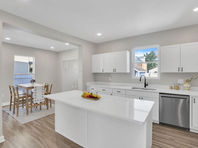 632 E 2nd Avenue, Columbus, OH 43201 Photo 17