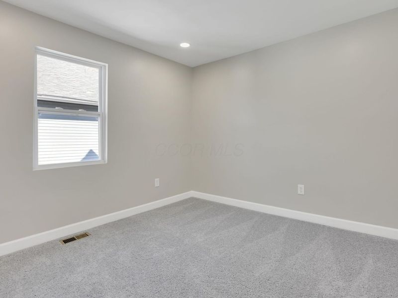632 E 2nd Avenue, Columbus, OH 43201 Photo 27