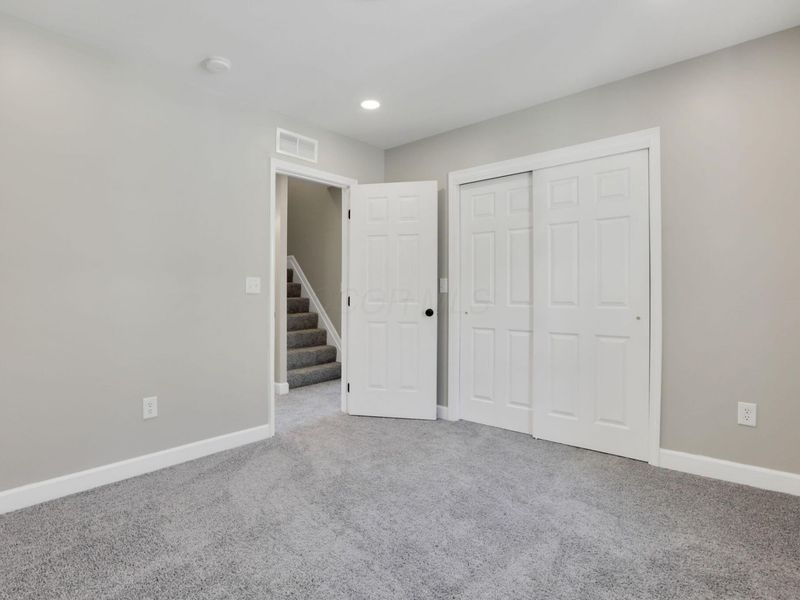 632 E 2nd Avenue, Columbus, OH 43201 Photo 28