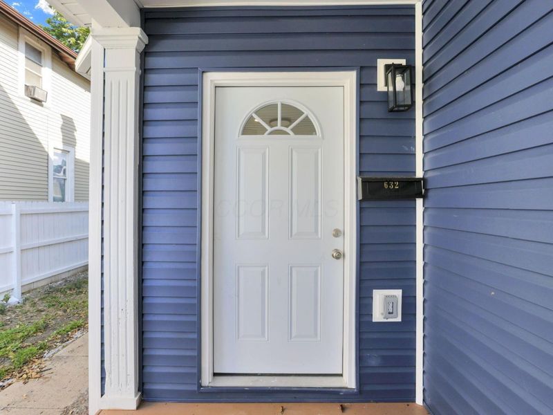 632 E 2nd Avenue, Columbus, OH 43201 Photo 8