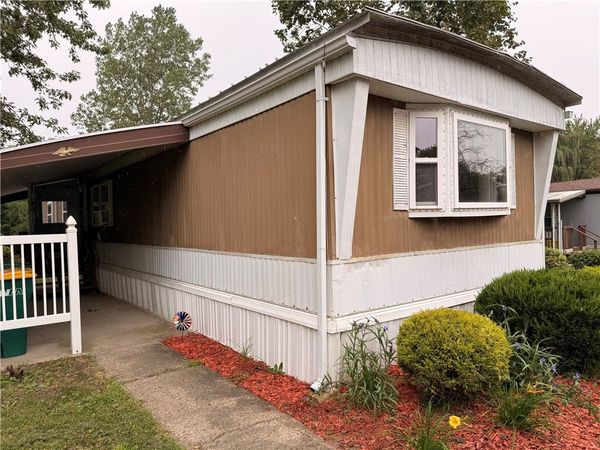 223 Crabapple Drive, Canandaigua, NY 14424