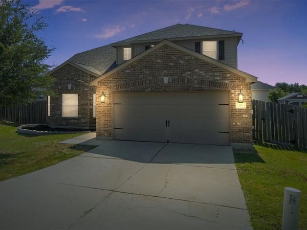 113 Dodge City Court, Newark, TX 76071