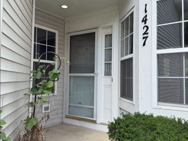 1427 Meadowsedge Lane , Carpentersville, IL 60110