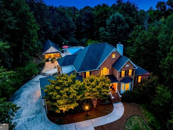 189 Tanglewood Drive, Royston, GA 30662