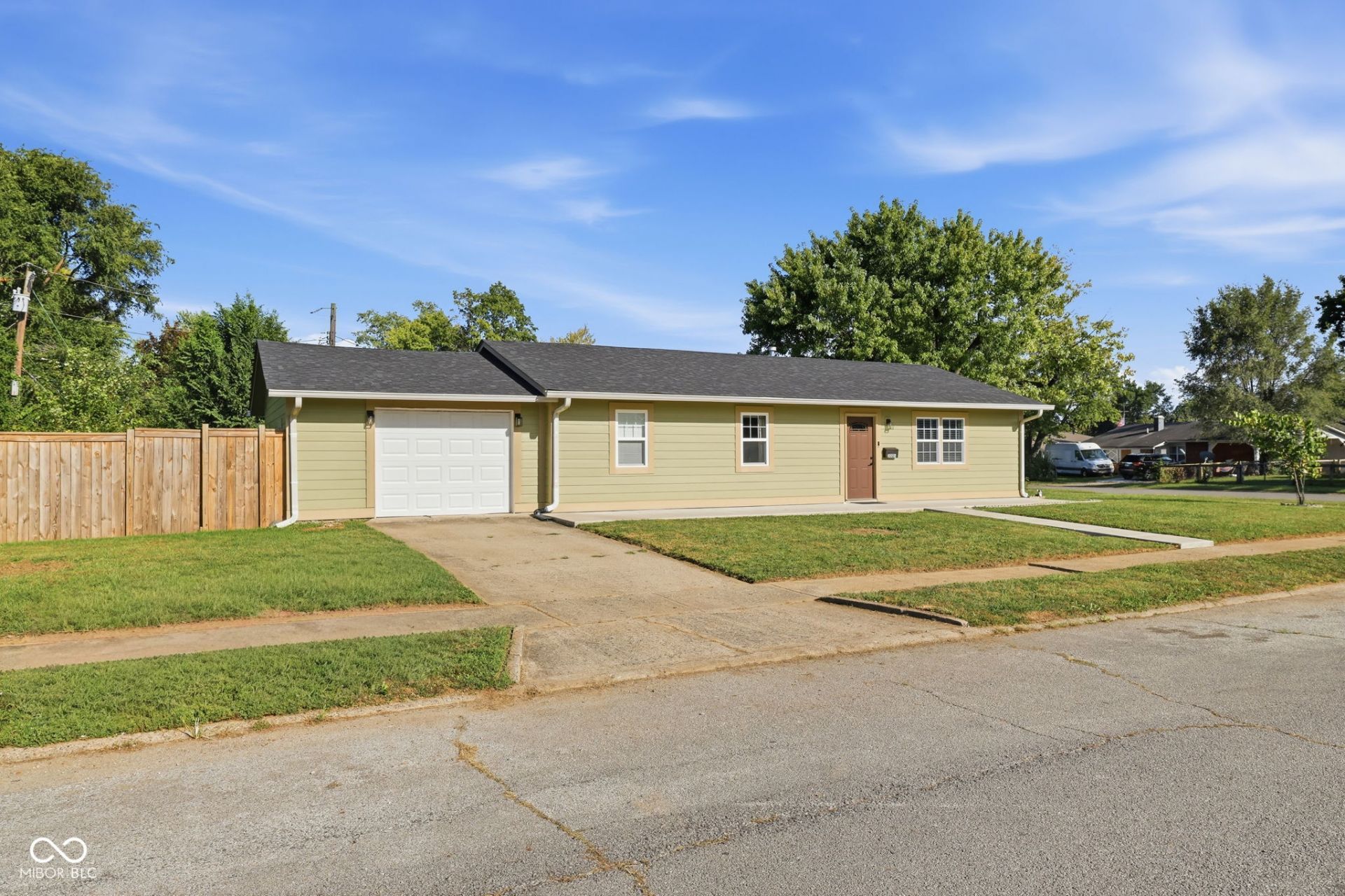 3201 Chrysler Street, Indianapolis, IN 46224 Main Photo