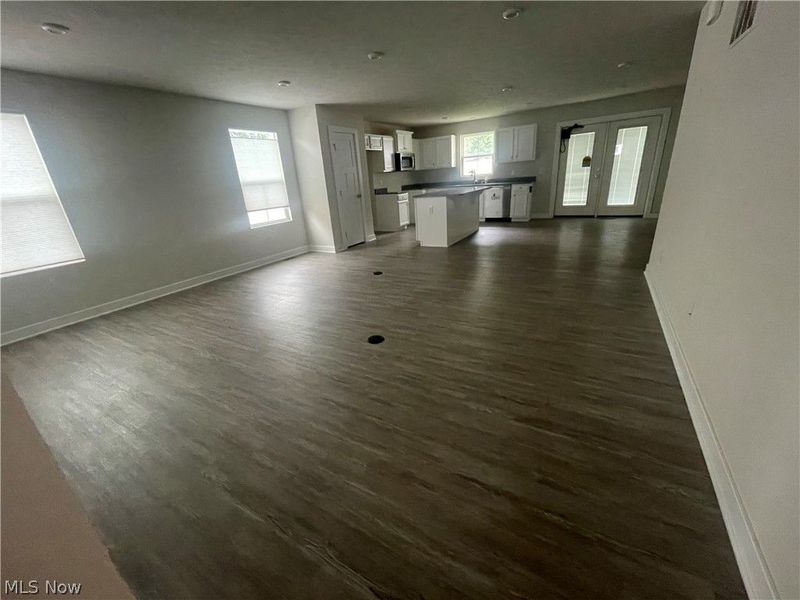 6913 Gauntlet Street SW, Massillon, OH 44646 Photo 5