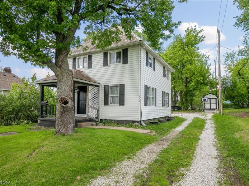 1424 S Liberty Avenue, Alliance, OH 44601 Photo 1