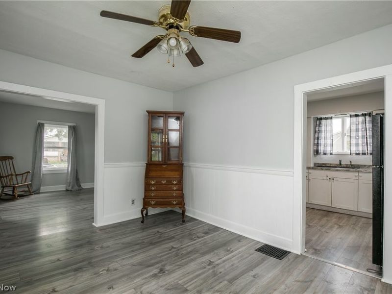 1424 S Liberty Avenue, Alliance, OH 44601 Photo 13
