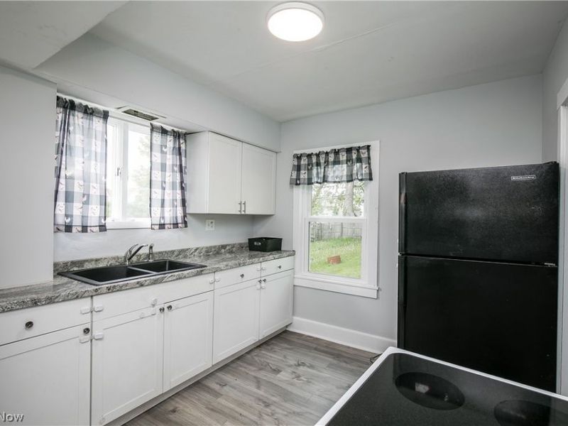 1424 S Liberty Avenue, Alliance, OH 44601 Photo 14