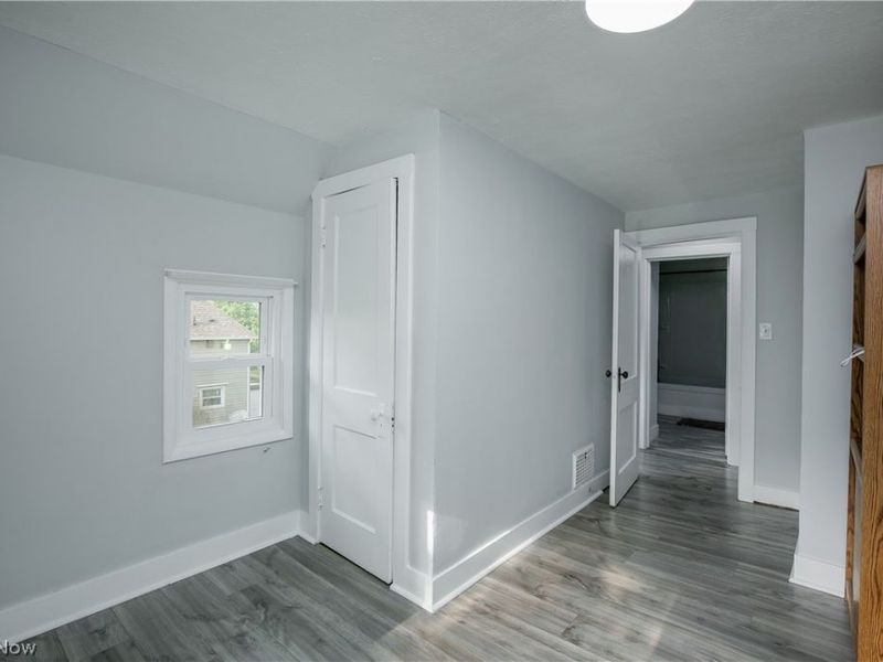1424 S Liberty Avenue, Alliance, OH 44601 Photo 21