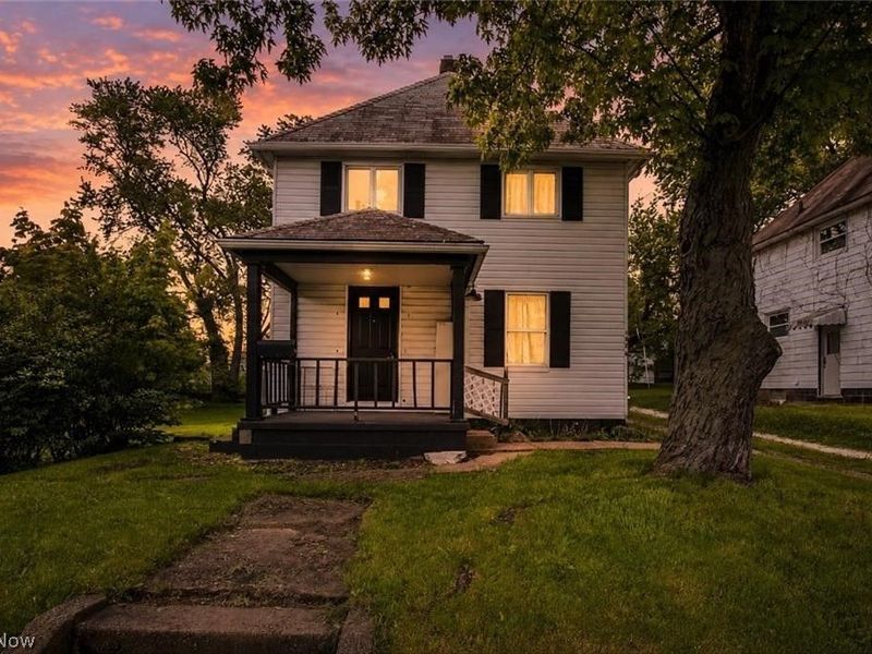 1424 S Liberty Avenue, Alliance, OH 44601 Photo 3