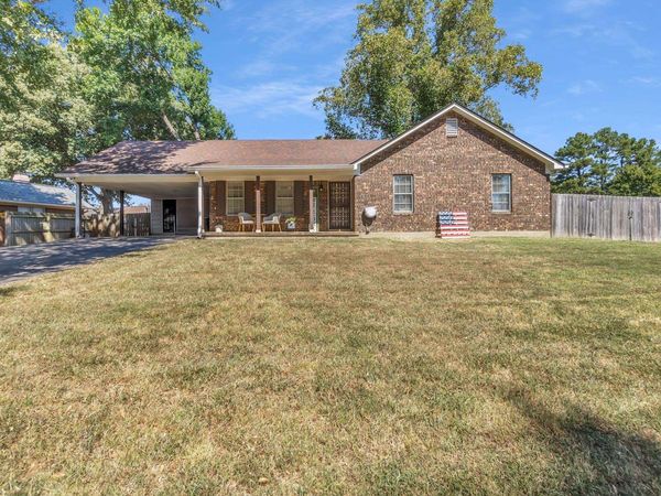 6986 E HEATHERHILL DR E, Bartlett, TN 38135
