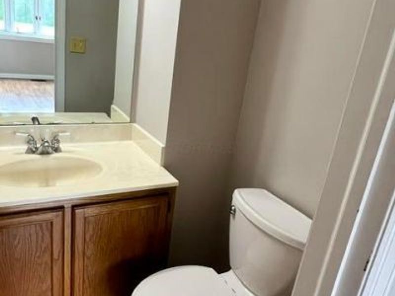 1938 Rockdale Drive, Unit 53, Columbus, OH 43229 Photo 11