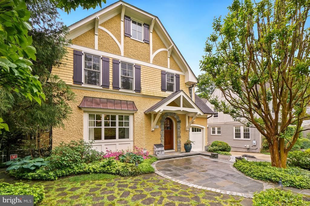4004 UNDERWOOD STREET, CHEVY CHASE, MD 20815