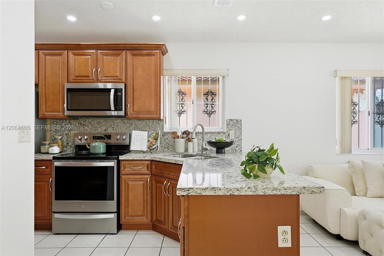 3171 W 78th St, Hialeah, FL 33018 Photo