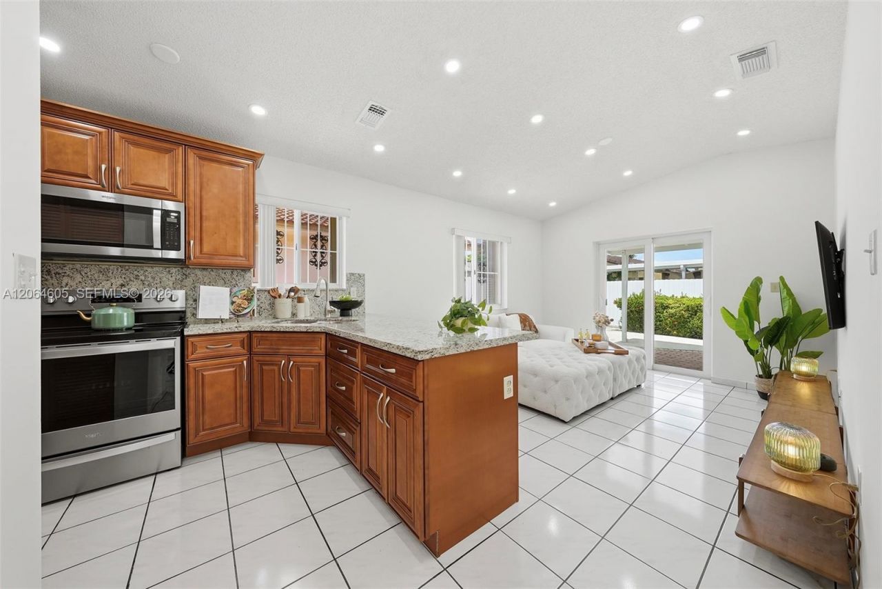 3171 W 78th St, Hialeah, FL 33018 Photo