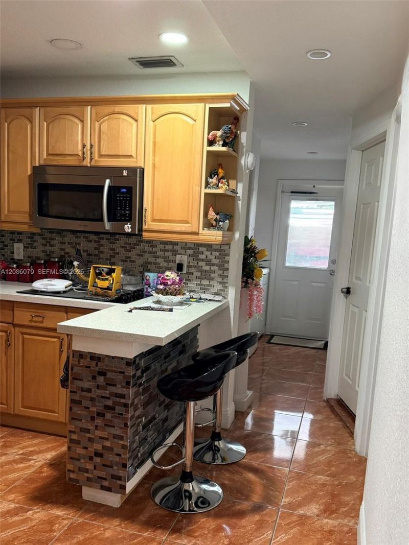 343 W 11th St, Hialeah, FL 33010 Photo