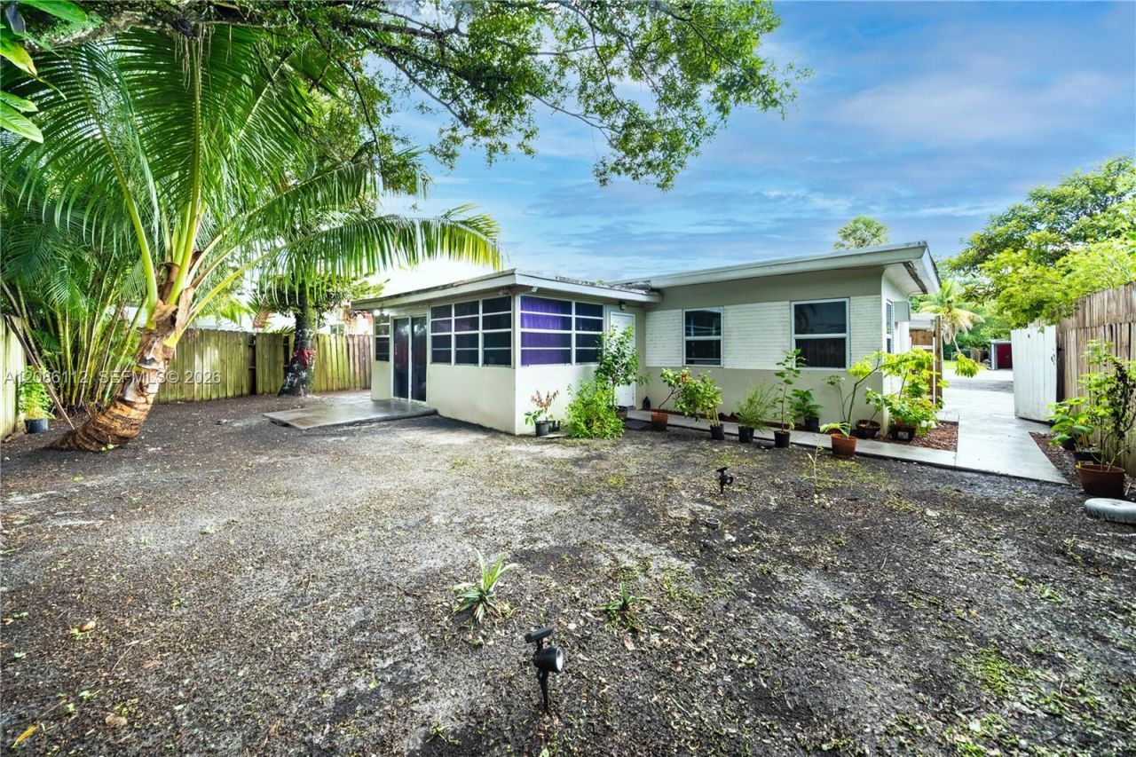 1806 SW 22nd St, Fort Lauderdale, FL 33315 Photo