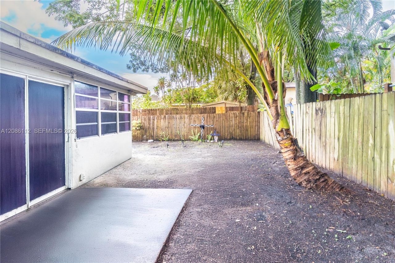 1806 SW 22nd St, Fort Lauderdale, FL 33315 Photo