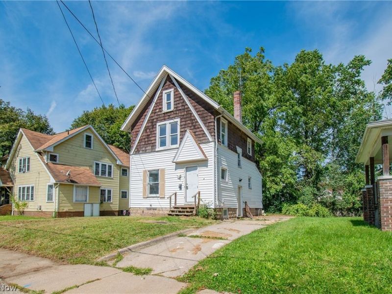 931 Work Drive, Akron, OH 44320 Photo 1