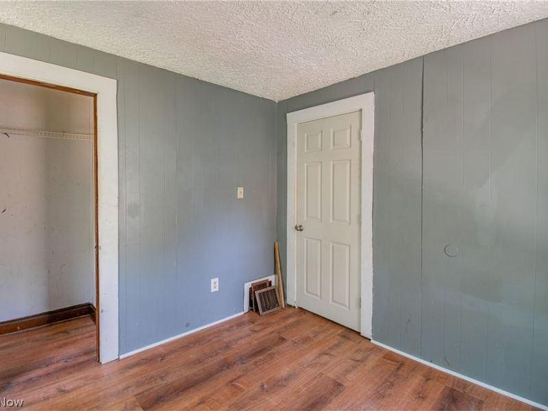 931 Work Drive, Akron, OH 44320 Photo 10