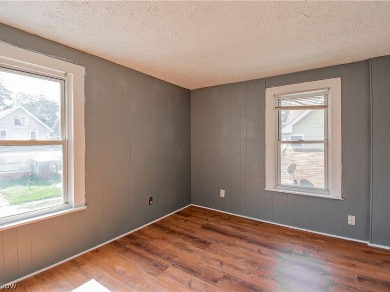 931 Work Drive, Akron, OH 44320 Photo 14