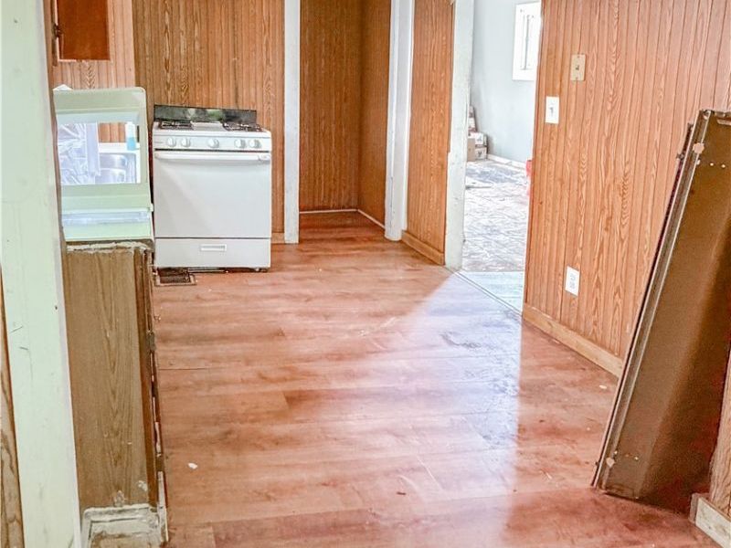 931 Work Drive, Akron, OH 44320 Photo 7