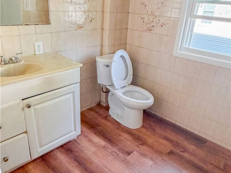 931 Work Drive, Akron, OH 44320 Photo 8