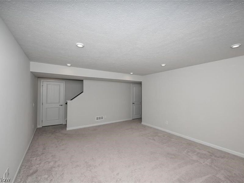 158 Topsail Drive, Medina, OH 44256 Photo 28