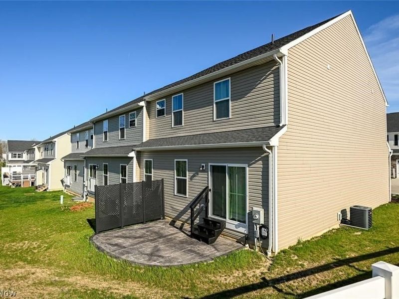 158 Topsail Drive, Medina, OH 44256 Photo 3