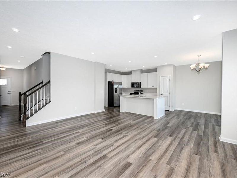 158 Topsail Drive, Medina, OH 44256 Photo 7