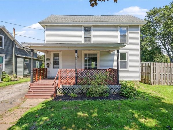 241 W Jackson Street , Palmyra, NY 14522