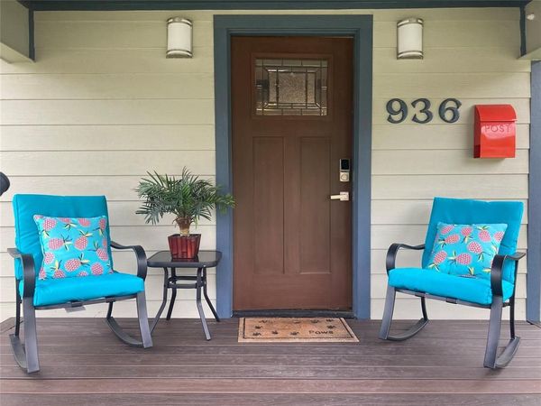 936 Jean Street , Grapevine, TX 76051