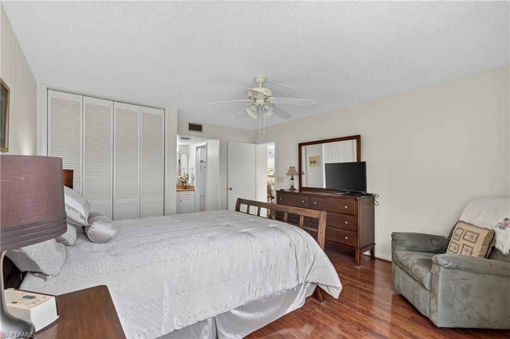 1087 Forest Lakes Dr, Unit 201, Naples, FL 34105 Photo