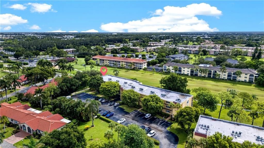 1087 Forest Lakes Dr, Unit 201, Naples, FL 34105 Photo