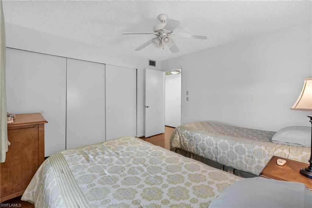 1087 Forest Lakes Dr, Unit 201, Naples, FL 34105 Photo
