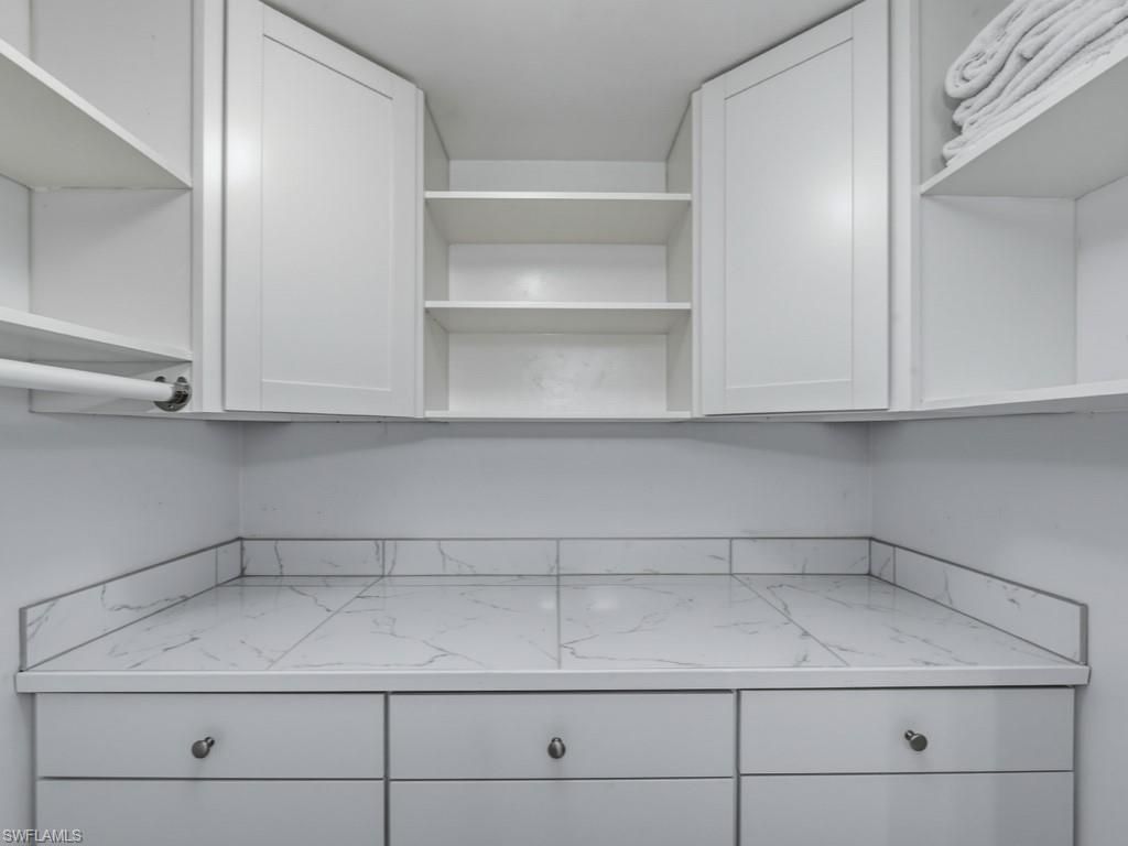 1025 Mainsail Dr, Unit 203, Naples, FL 34114 Photo