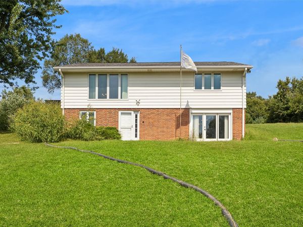 9350 SE 56th Avenue , Runnells, IA 50237