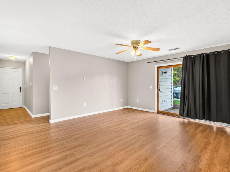 2317 Vicente Court, Unit 101, Columbus, OH 43235 Photo 17