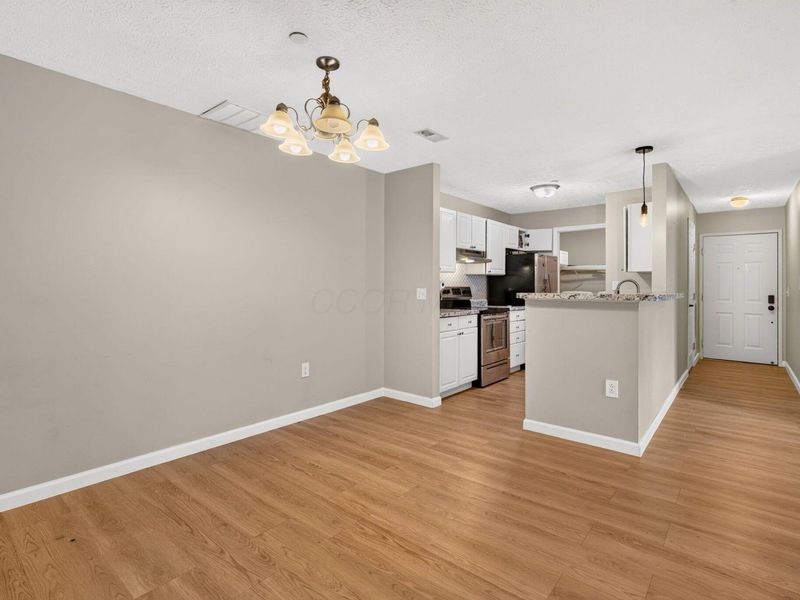 2317 Vicente Court, Unit 101, Columbus, OH 43235 Photo 18