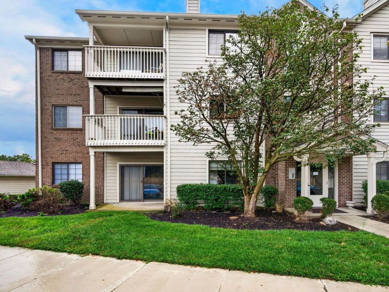 2317 Vicente Court, Unit 101, Columbus, OH 43235 Photo 7
