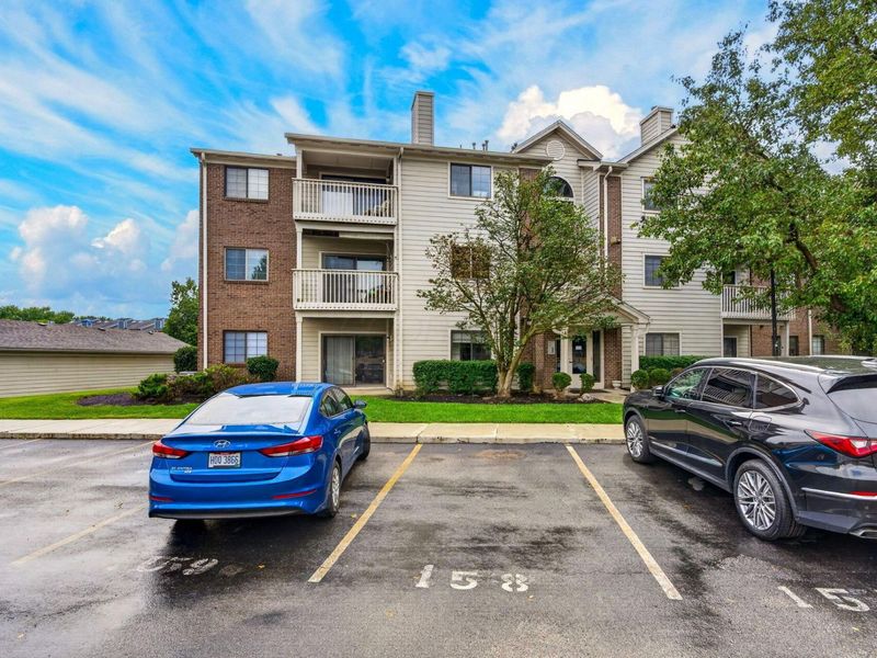 2317 Vicente Court, Unit 101, Columbus, OH 43235 Photo 8