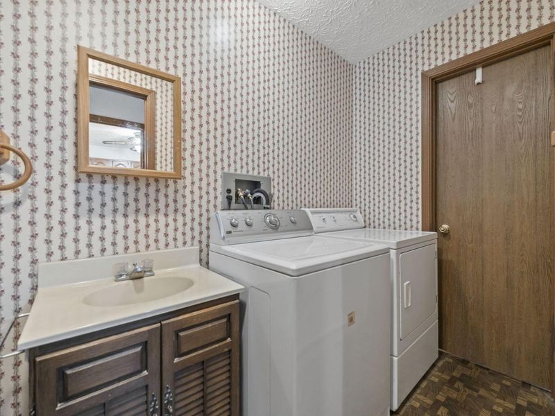 13100 Old Mansfield Road, Mount Vernon, OH 43050 Photo 7