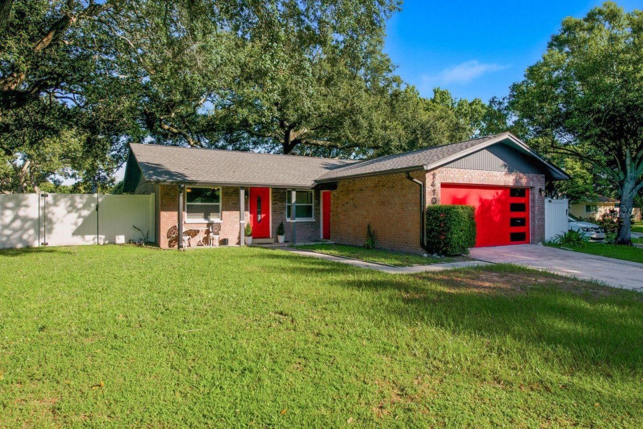 1410 Vale Court, Dunedin, FL 34698 Main Photo