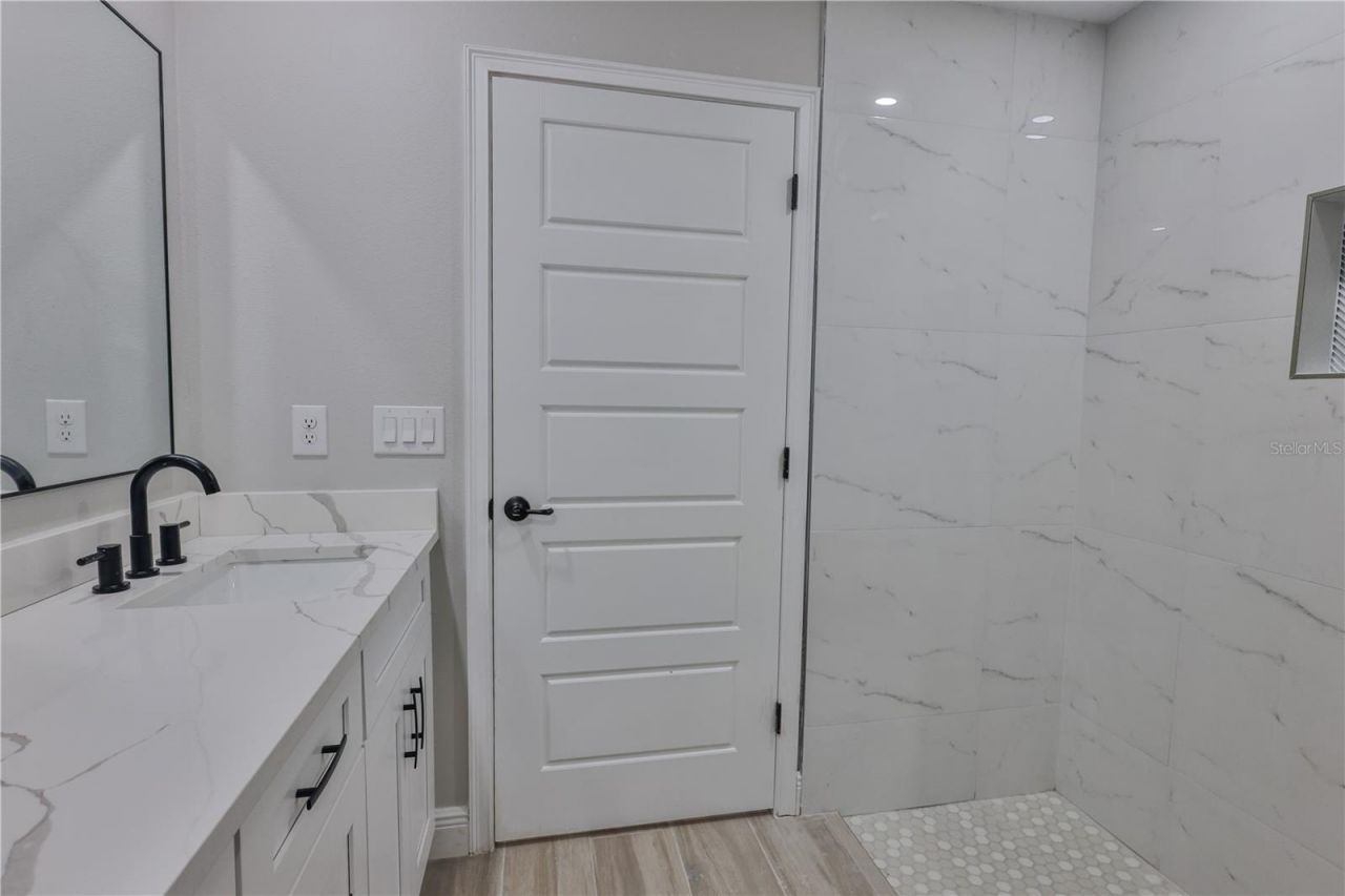 1013 13th Street E, Bradenton, FL 34208 Photo