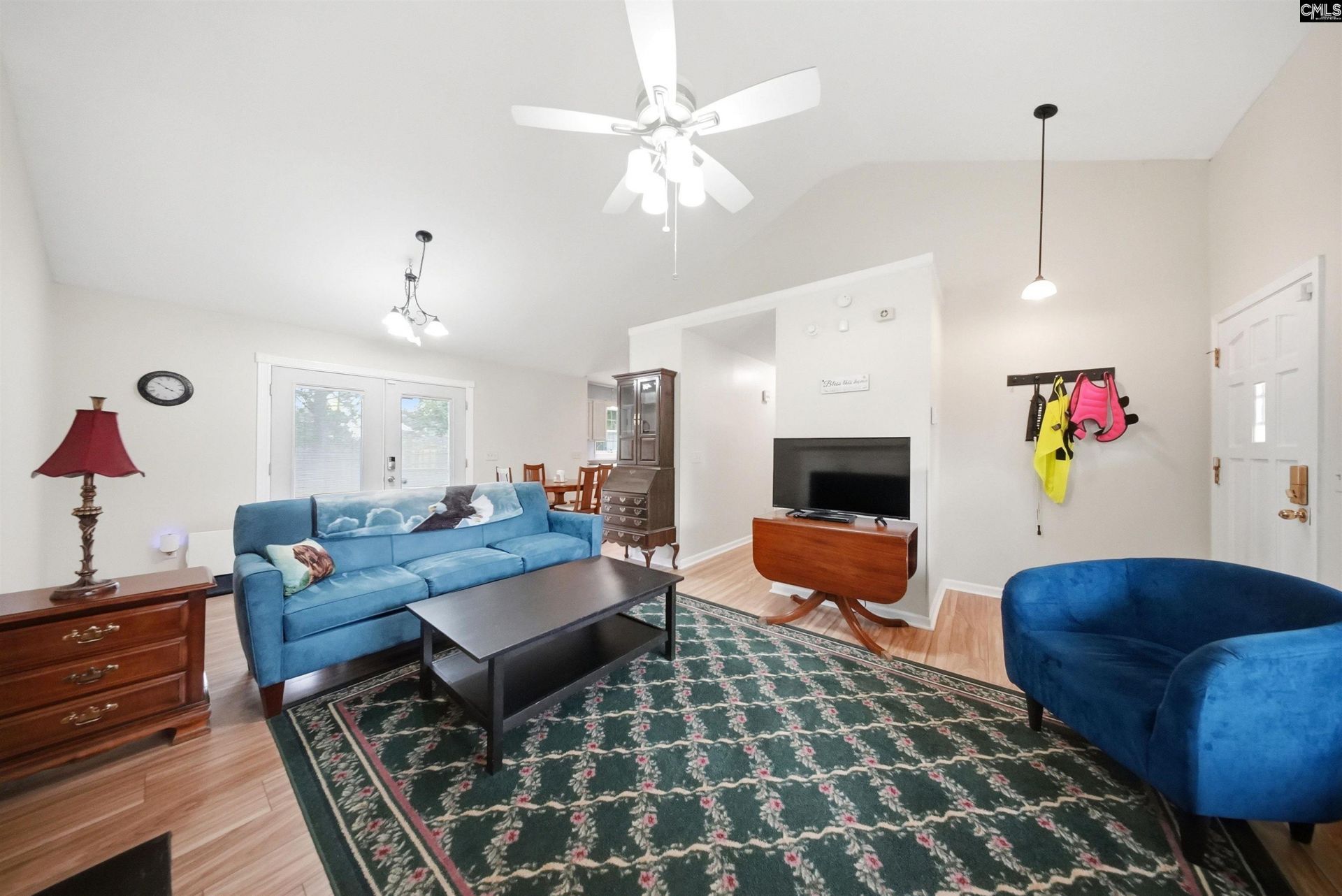 100 N Donar Drive  Photo 6