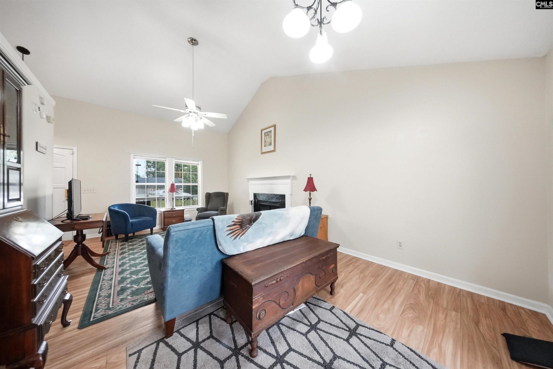 100 N Donar Drive  Photo 9